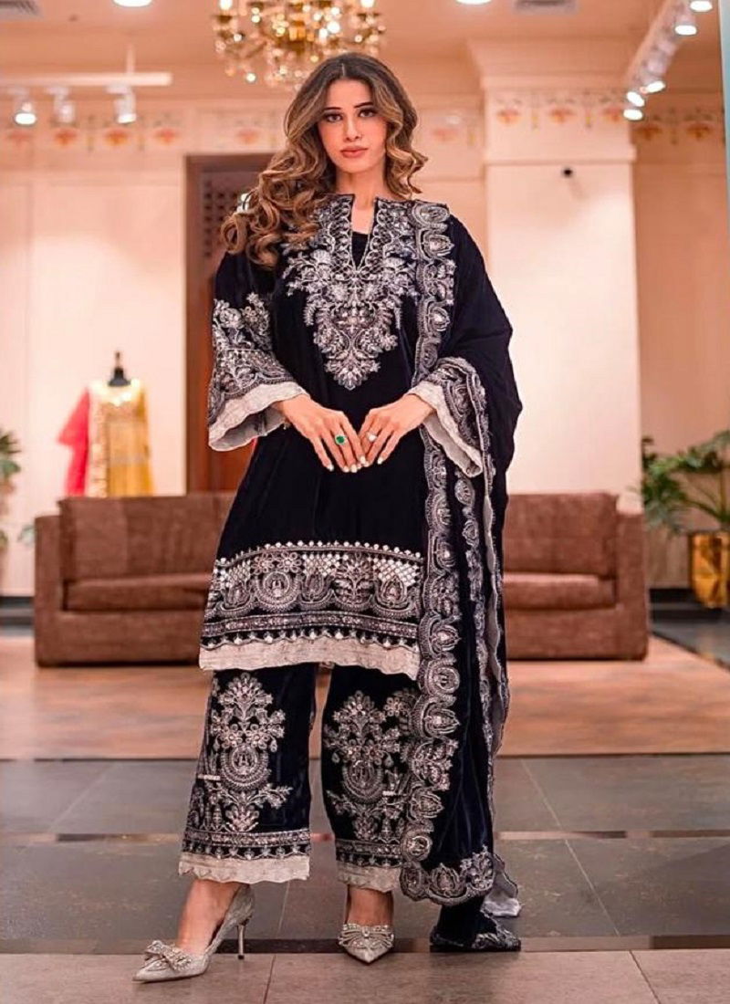 Anamsa 593 Velvet Embroidery Pakistani Suit Wholesale Price In Surat